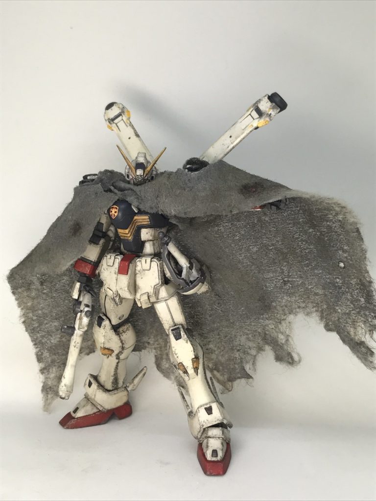 ABCマントはウェットティッシュを乾燥させて作成。数か所被弾によって蒸発した痕も表現してみました。