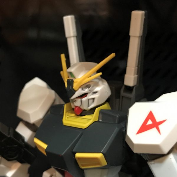 トリスタン　νガンダムカラー