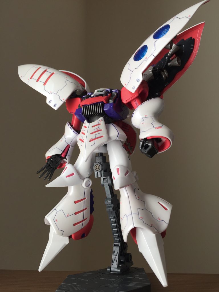 筋彫りはフリーハンドで掘ったので曲がってる箇所もチラホラあります。