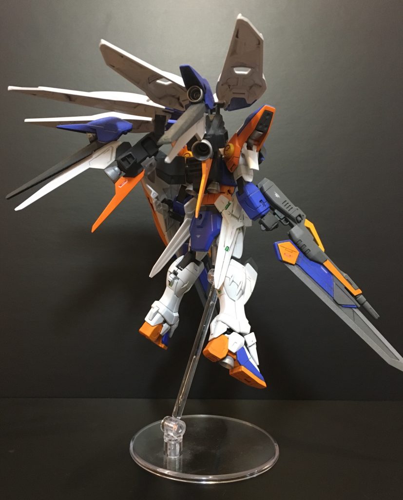 バックパックにウイングとバーニアを増やして機動力アップです^ ^