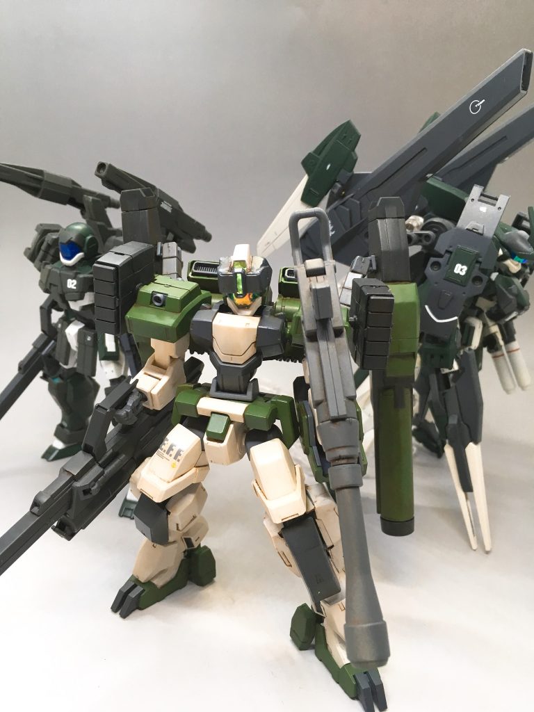 三世代の量産型のカスタム揃い踏み。同じ小隊の想定で作っています。アデルとクランシェは後日改めてアップするつもりです。