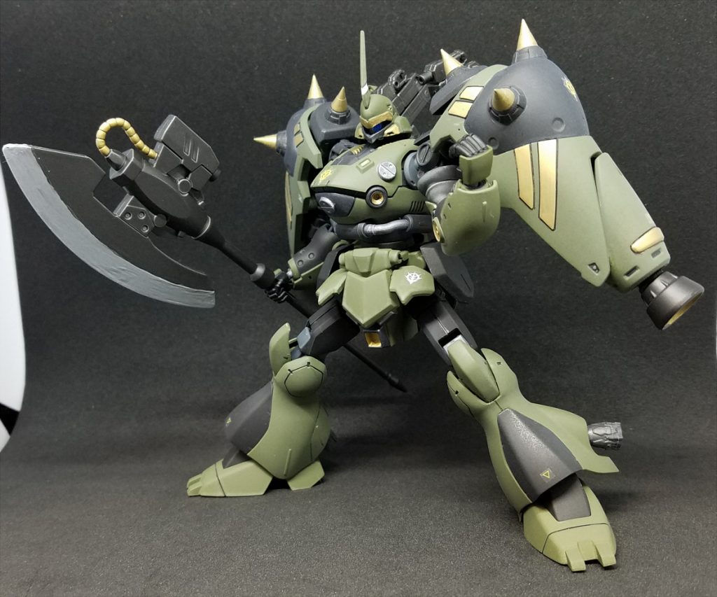 近接用武器にはオルテガ専用高機動型ザクⅡのジャイアント･ヒートホークをチョイス。