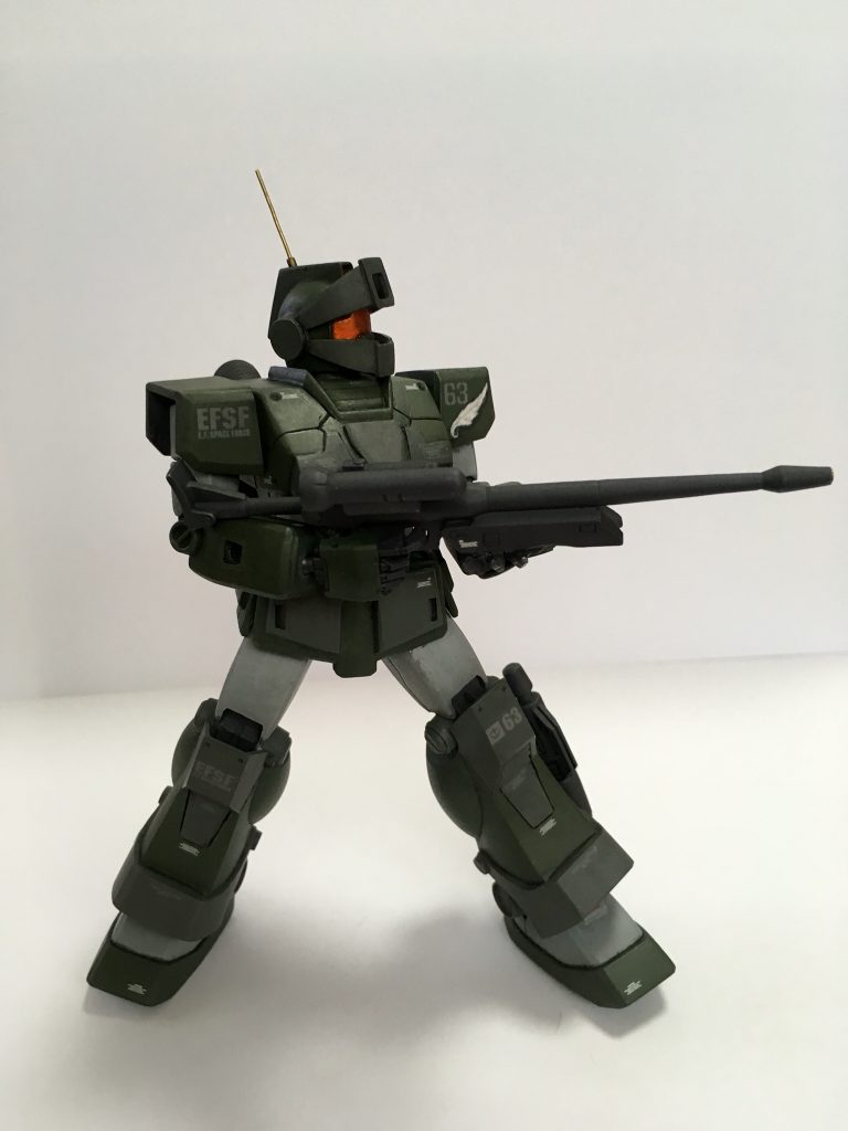 スナイパーライフルはキットの物を出来るだけ丁寧に作り、銃口には真鍮パイプ、見えませんがスコープにはHアイズを入れてあります。