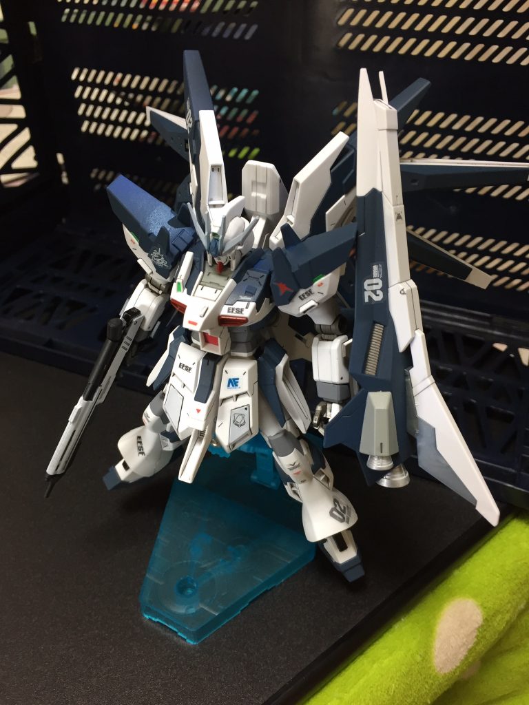 Hi-νガンダムヴレイブ アムロ仕様–6枚目/制作者：真樹京介