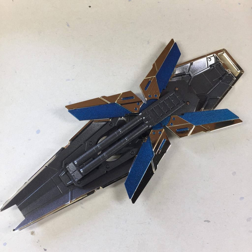 裏側も塗り分けておりまする。