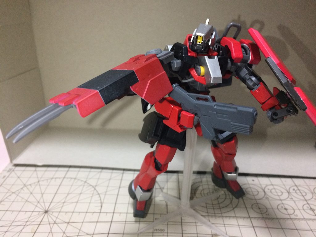 クロウシールド。懐に入られた時のセーフティ