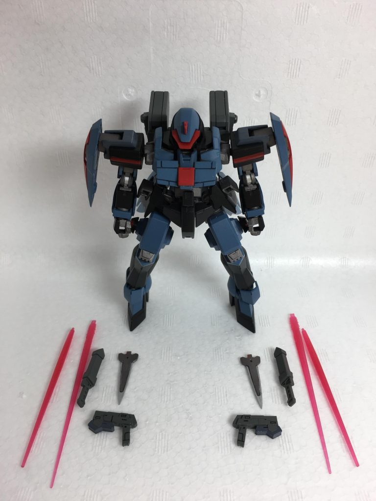 武装並べて！
完全に接近戦戦仕様。てか、近距離戦しか出来ぬ…