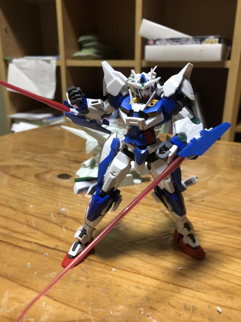 腕部にサーベル仕込み