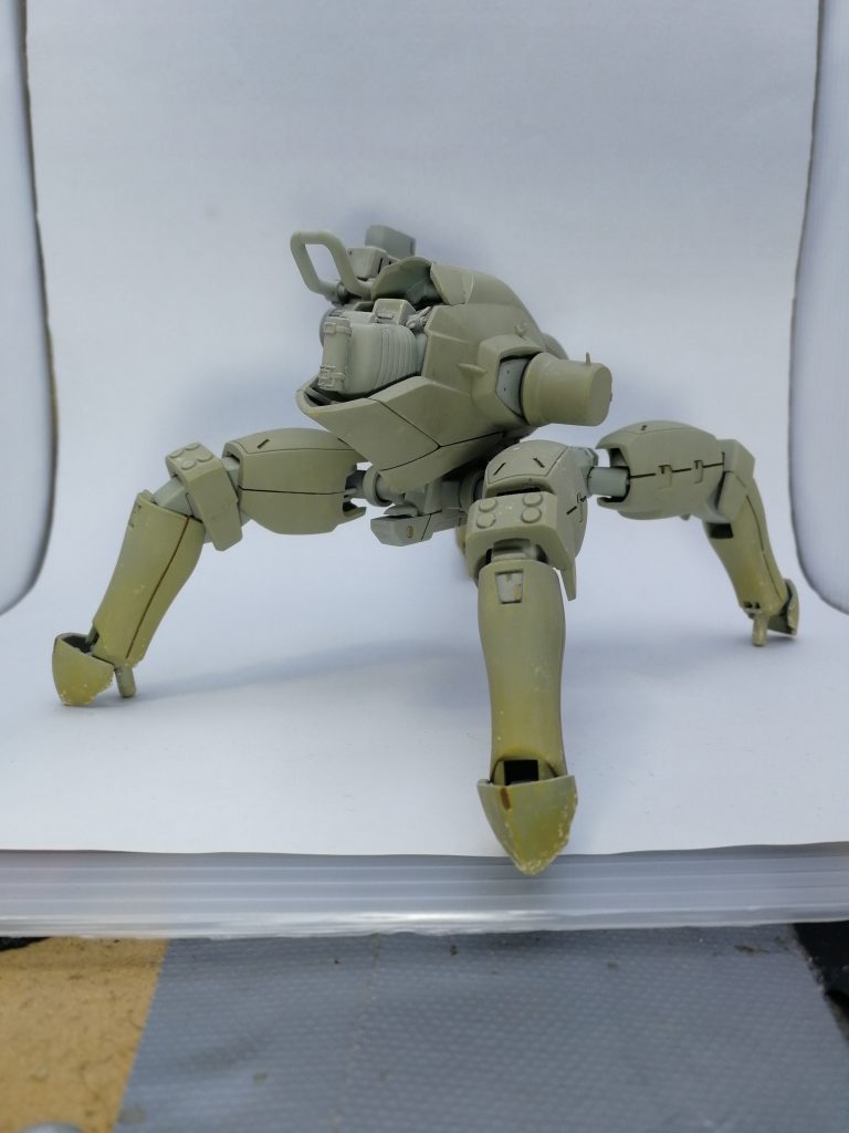 背面の何かのユニットはリーオーの頭です。