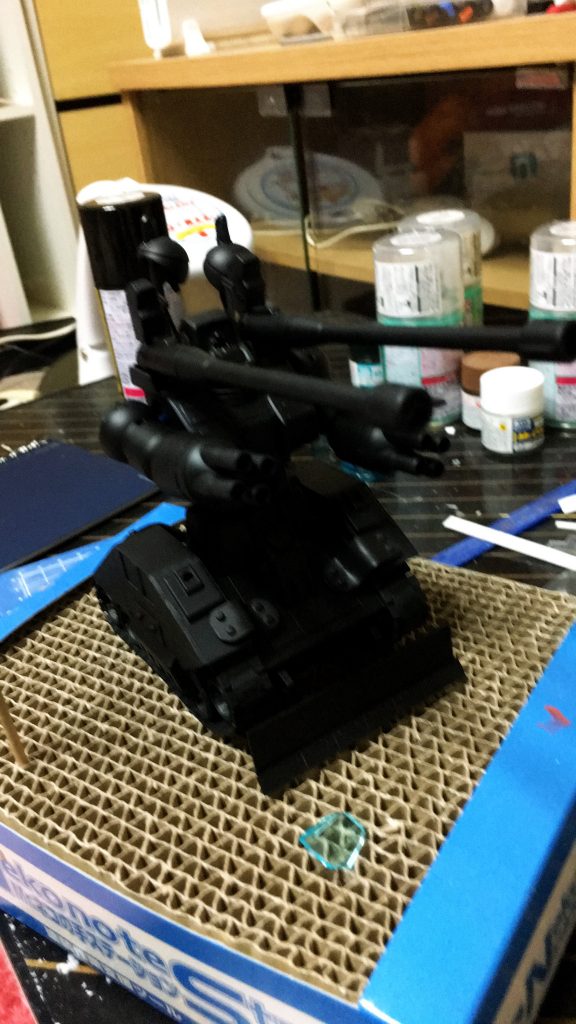 サフは黒サフを使用