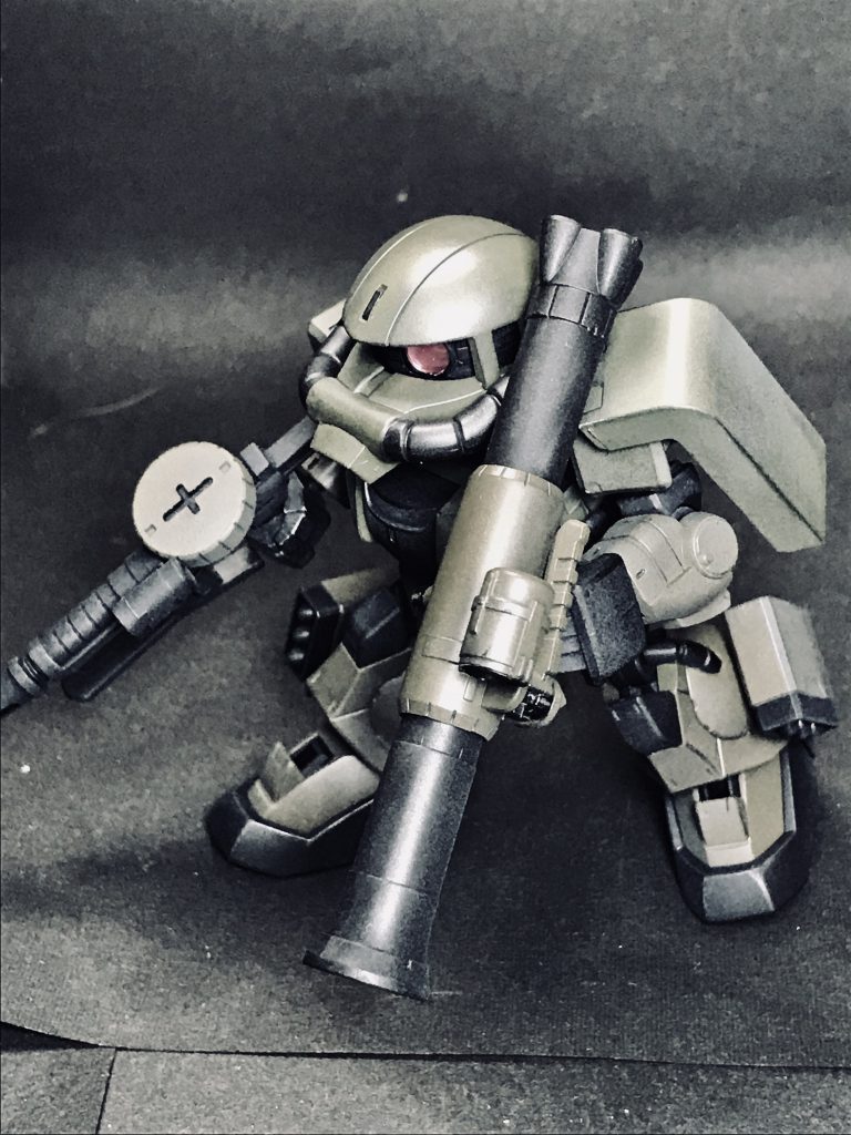 ここまで見て頂きありがとうございました！SDならではの魅力や奥深さを感じることの出来た、とても勉強になるいいキットでした！次はマゼラトップ砲やティルトローターパックを交えたオプションも作ってみたいかな

ジオン公国万歳！！