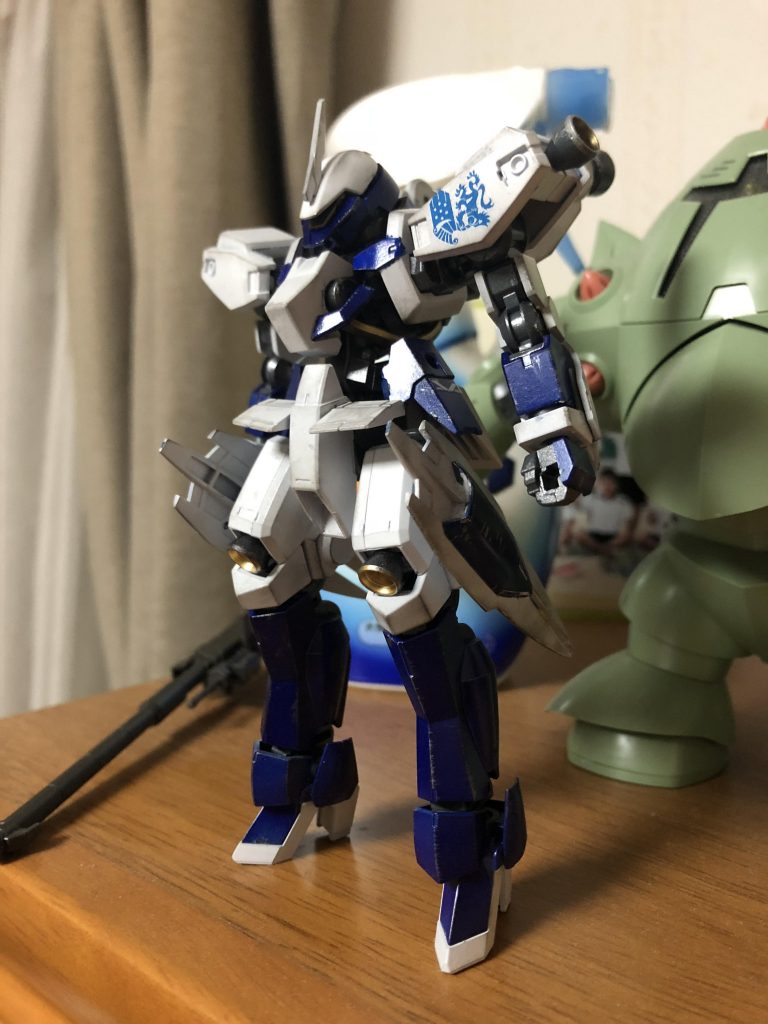 後ろのに何か写ってますが気にしないでください笑