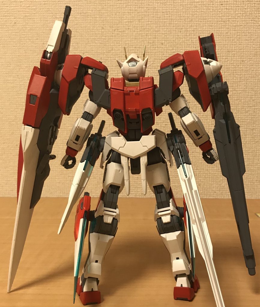 お決まりの正面&背面から
重武装はたまりませんなぁ〜( ^∀^)
使用した色はダブルオーライザーと同じですw