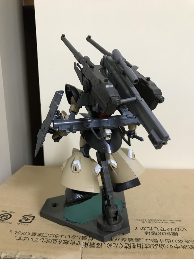 機動力と防御力にモノを言わせ、“重武装&高機動&継戦力”の欲張りセットをしようと目論んだ機体であり、“嵐のように戦場を掻き回す”という意味でこの名が付けられた。