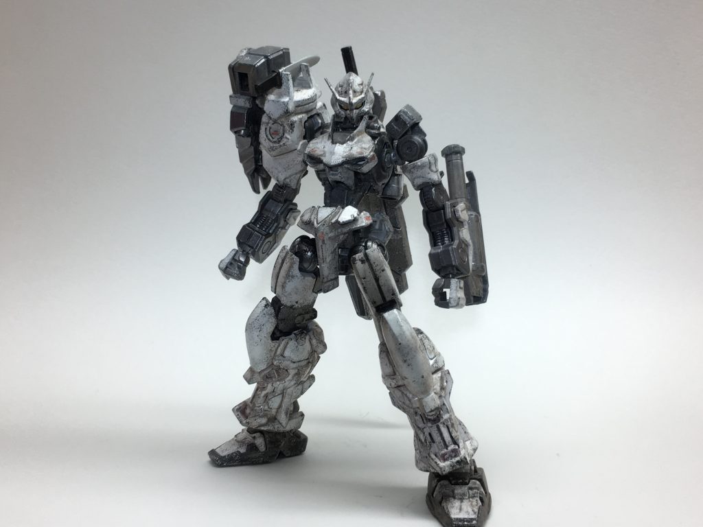 マント無しです!マントの下にはロケット砲を装備してます!