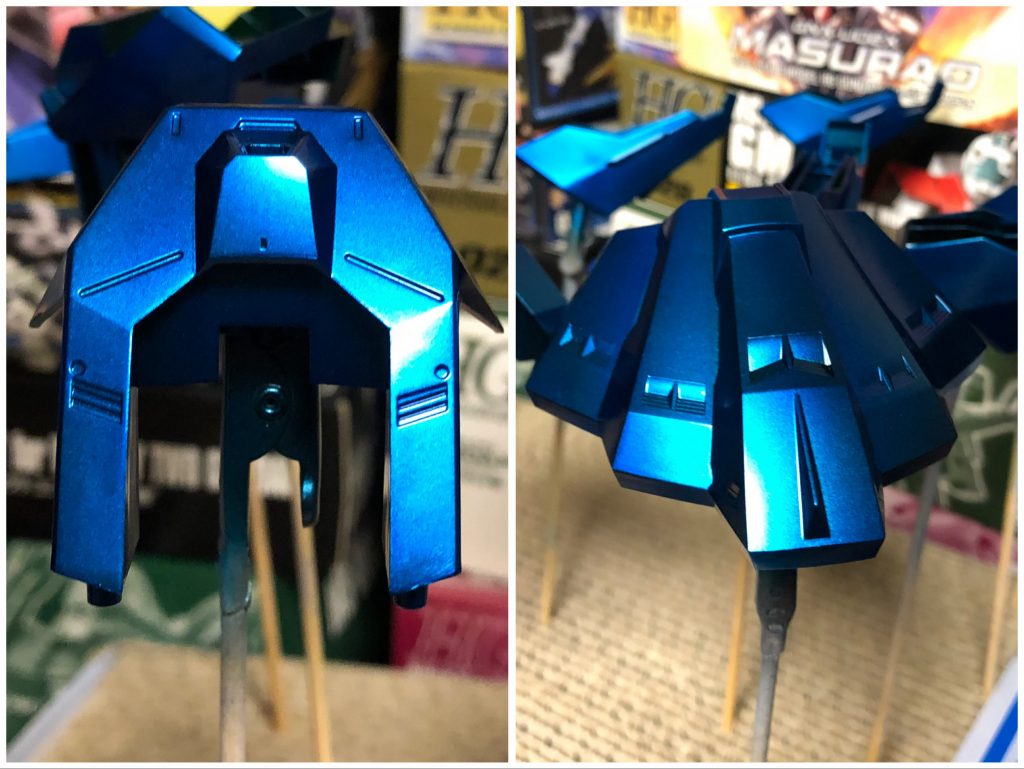 クレオスのスーパーシルバーを下地にガイアのクリアブルーに蛍光ピンクを少し混ぜたものでキャンディ塗装。