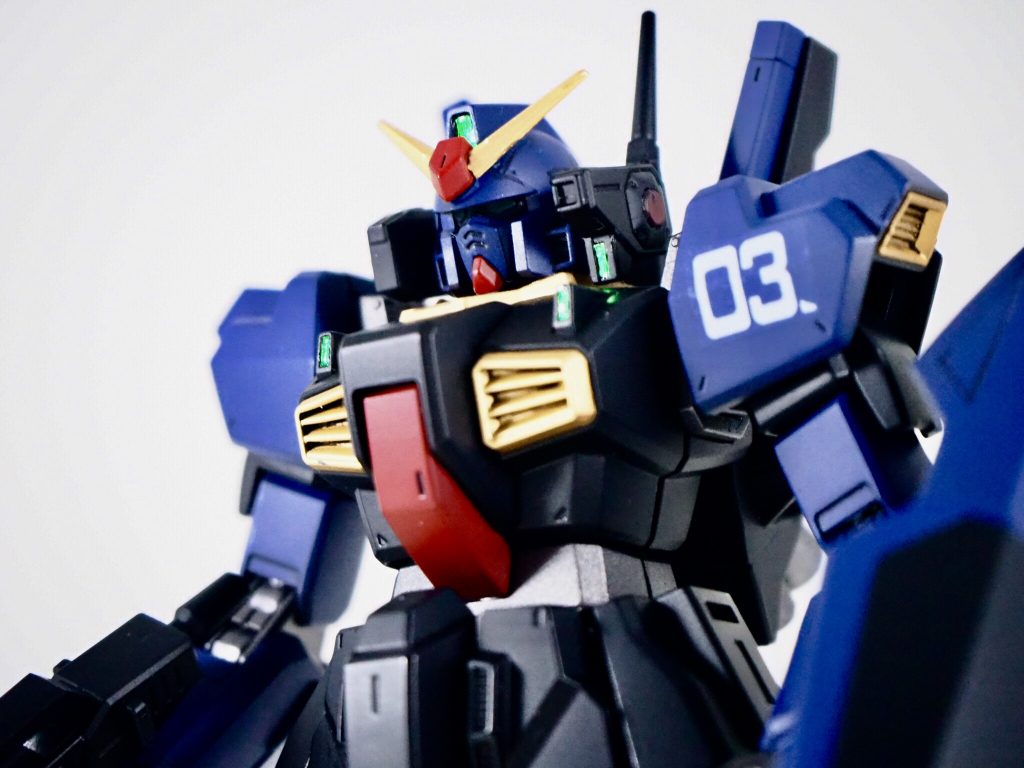 黒いガンダム–8枚目/制作者：ヤマクロス