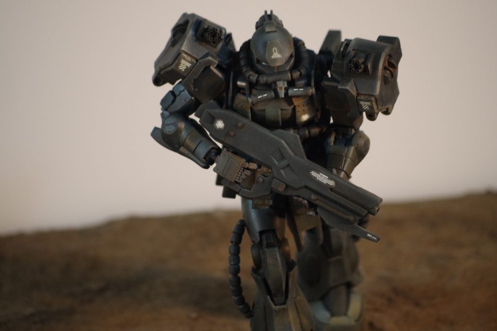 迫り来るポーズ集–2枚目/制作者：ひななぎ 泰子