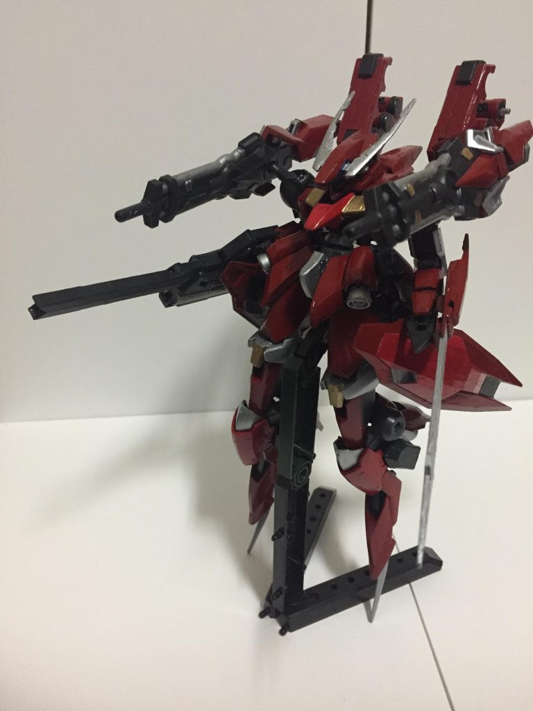 肩のビーム砲はシグーディープアームズの物を使用