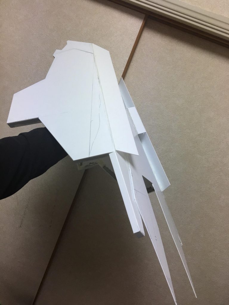 お尻の立体化。