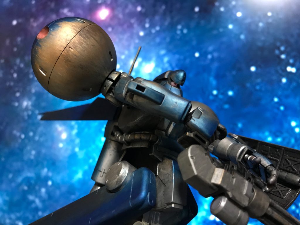 モノアイは額を取り外して移動する構造にしました。
機動戦士ガンダム0083STARDUST MEMORYを見て一目惚れした機体です。
ぎゅんぎゅん動くモノアイにやられました(=´∀`)