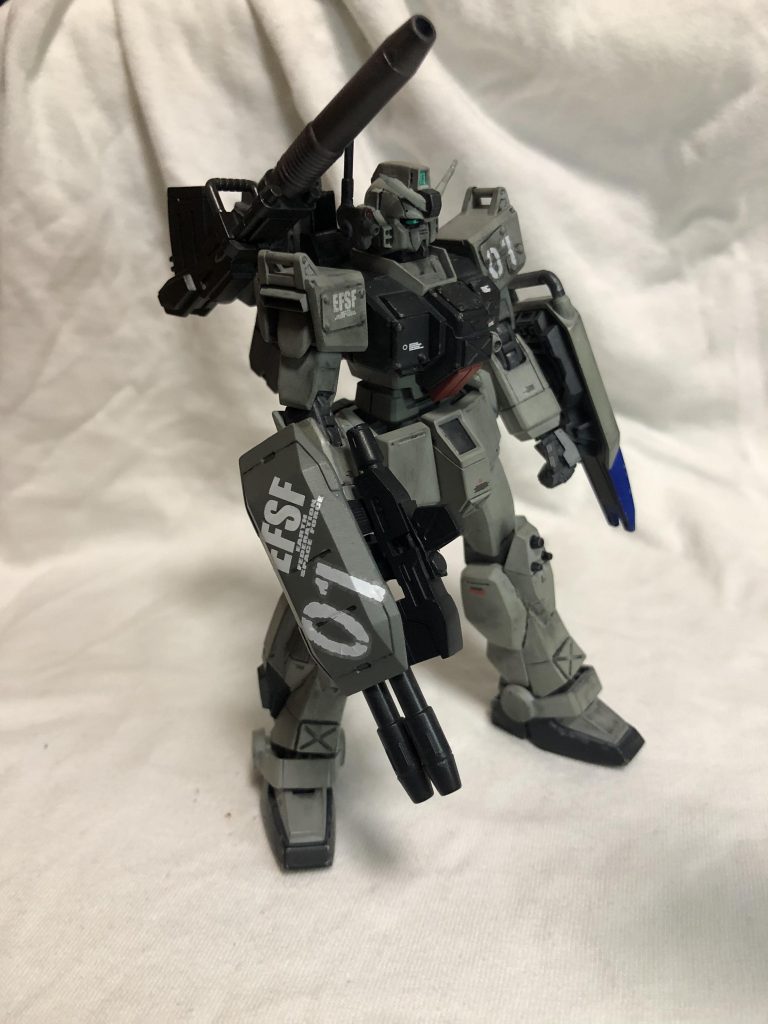 陸戦高機動型の重装備仕様。
試作兵装の二連装ビームガンや180mmキャノン のショートバレルタイプを装備した。