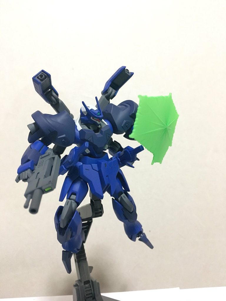 もちろんビームバリアも展開できます
最後になりますが、このペルセダハックはクルルさん(@sikimakururu)が書かれてるガンプラ小説の「ガンダムビルドアウターズ」にて登場させていただけることになりました! アウターズ自体、非常に濃厚で面白い作品なので是非ご覧になって下さい!
→https://syosetu.org/novel/161392/