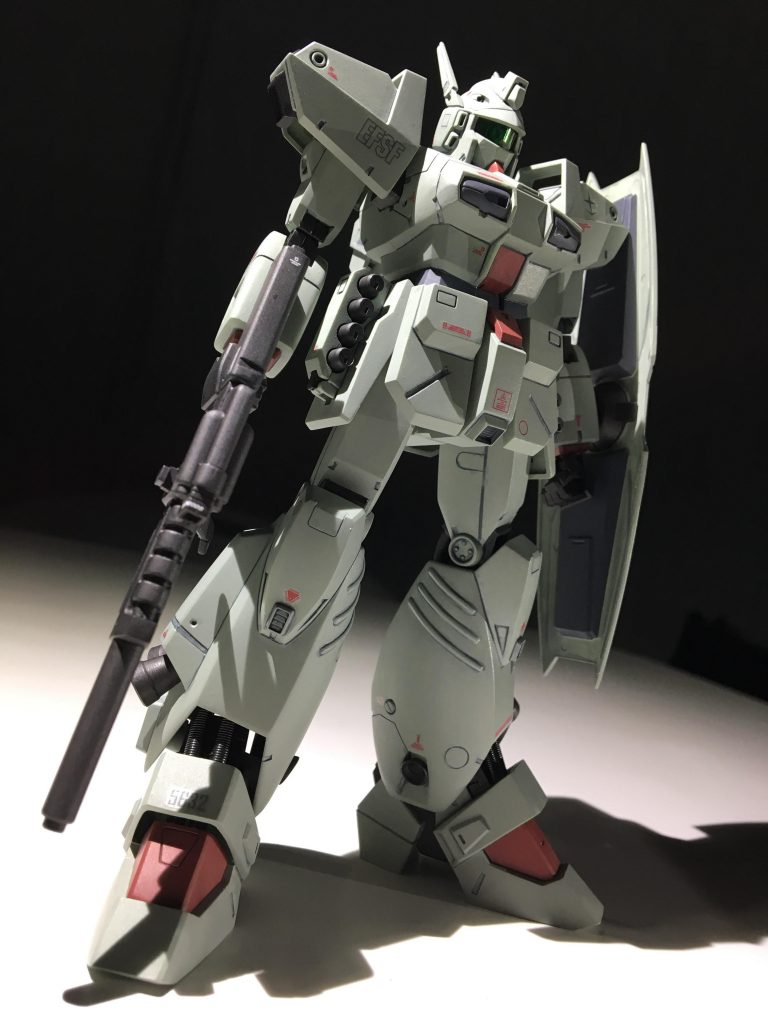 肩軸&股間軸をイジってバランス調整してます。