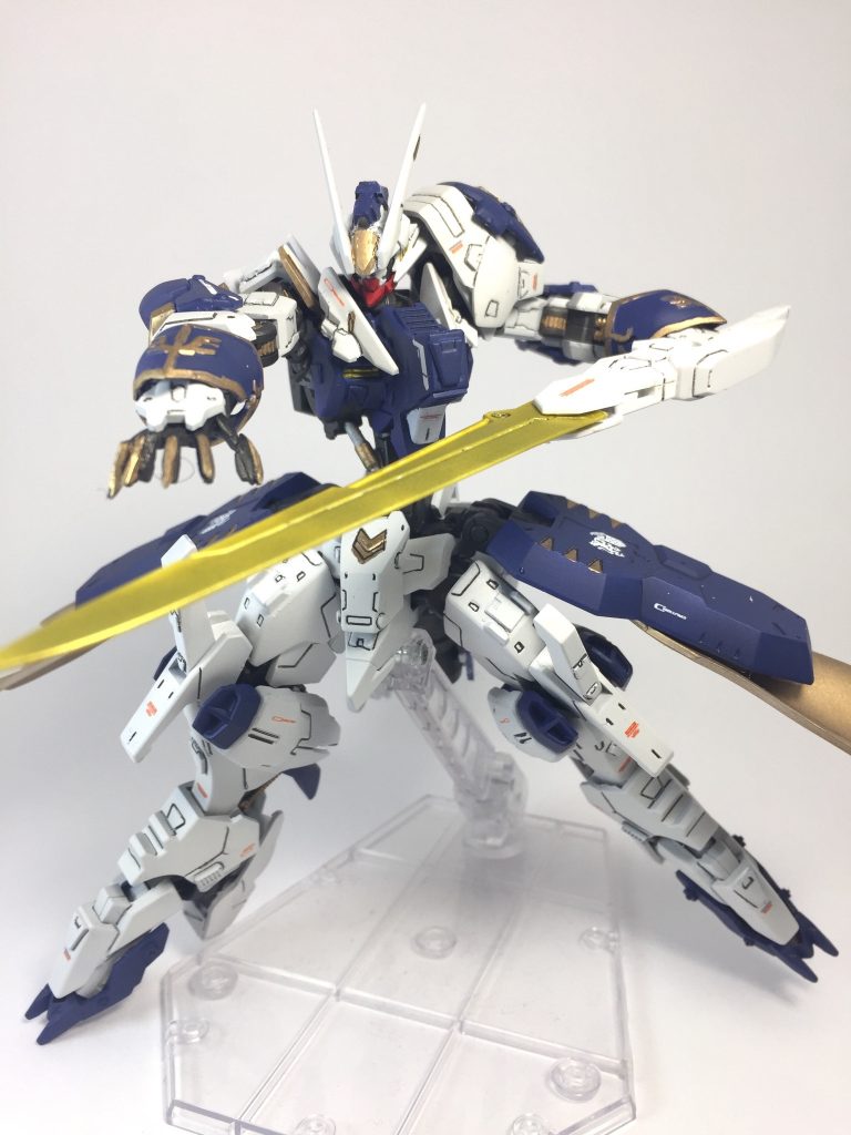 オリジナルガンダムフレーム第4弾
## ASW-G-59 ガンダム・オリアクス
ギャラルホルンの名家、エンディル家が所有するガンダム·フレーム機
厄祭戦当時、イシュー家のガンダムフレームと共に戦ったと記録に残されている