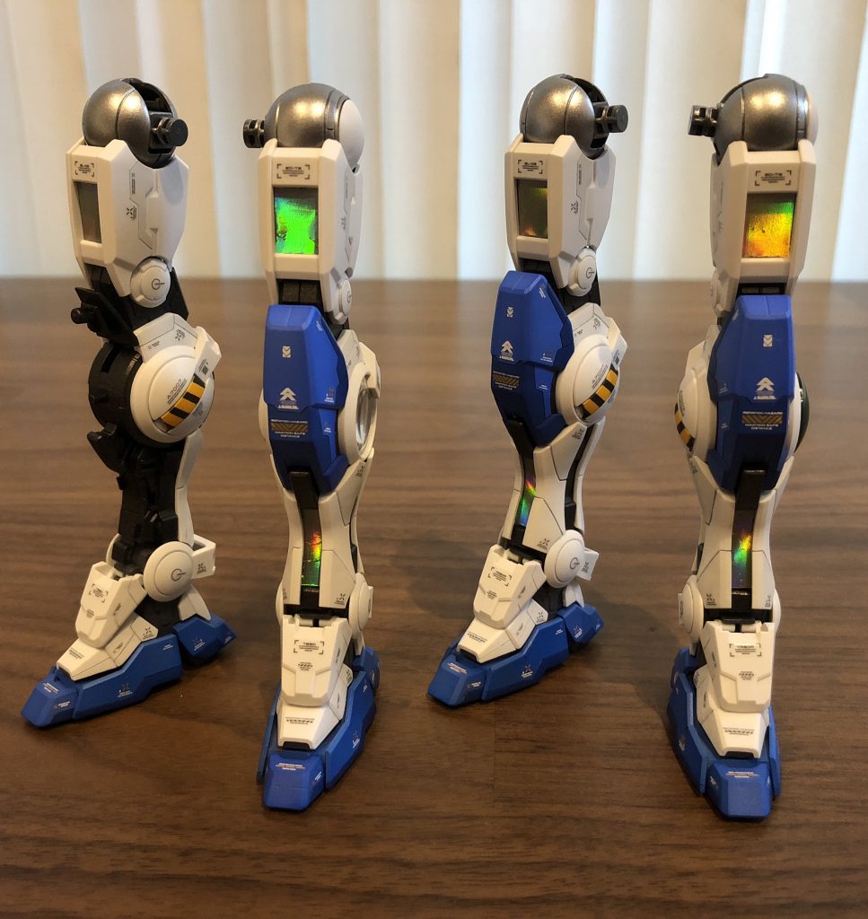 特に脚部はブルーに統一した事でスマートな感じになりました。
ホログラムシートも光の加減で玉虫色によく輝きます。
脹脛はアクセントに虎柄を追加。