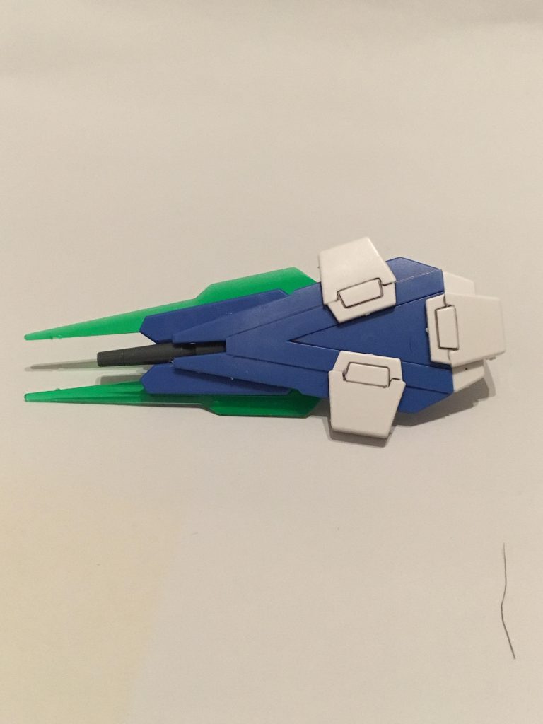 まんまアサルトバスターのシールドです(^ ^)
クアンタのソードビットを貼り付けてます。