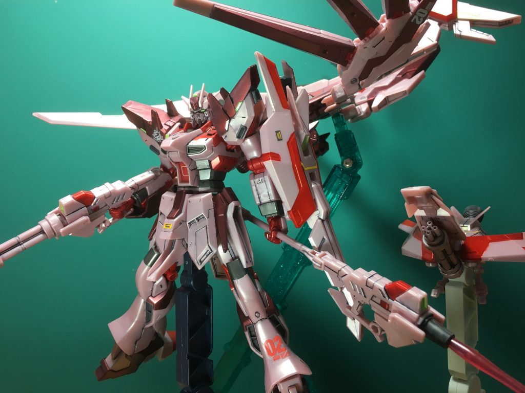 ヴレイブブースターはアメイジングレヴと組み合わせてさらに変化させられるようですね。このあたりの組み換えは発売当時の電撃ホビーウェブで、特集ページを参考にしています。