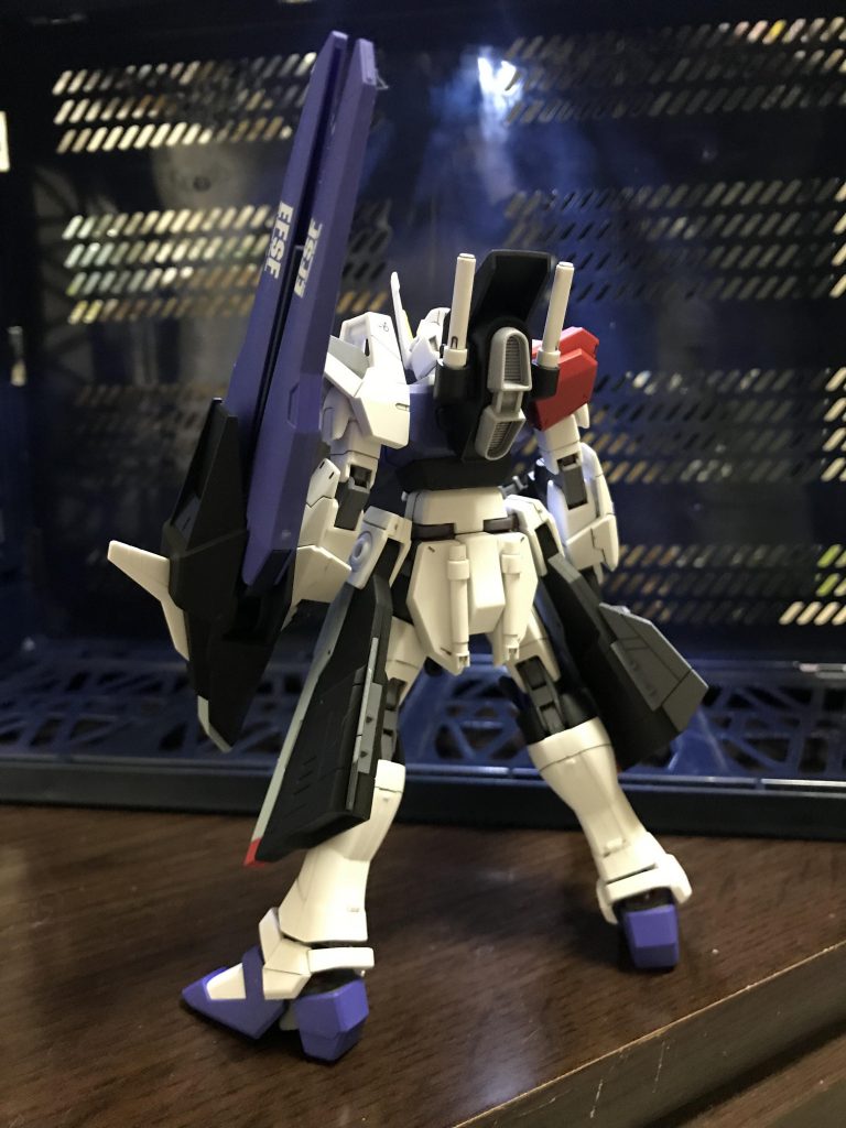 後ろ。
背中はスッキリ、サーベルラックを👍
4本になってますが💦