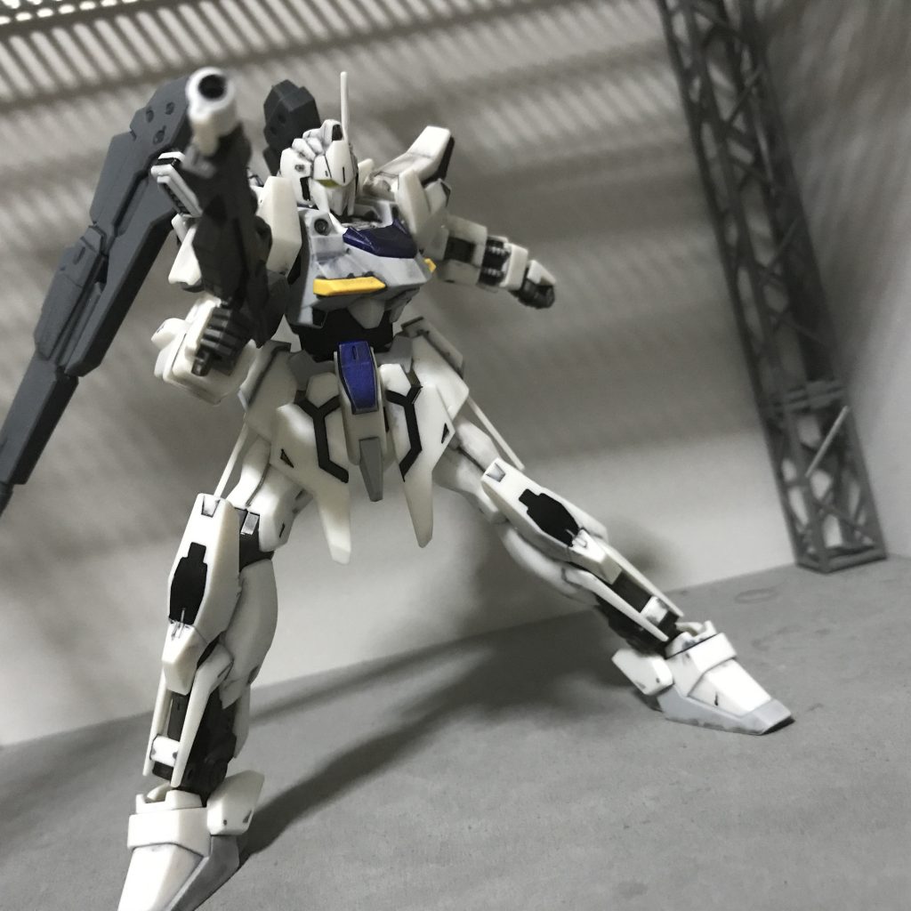 基本的に百式と同じなので基本性能は百式並という感じ