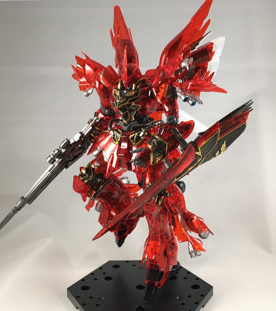 グレー部分はスターブライトアイアンと、ニュートラルグレーをメインに調色した半光沢のグレーの2色で塗り分けています。