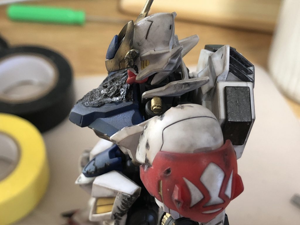 肩と胸、頭部です。
1ヶ月前の自分にしては上出来って感じですね。