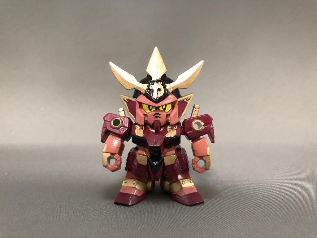 仮面を外すと、頑駄無の姿に