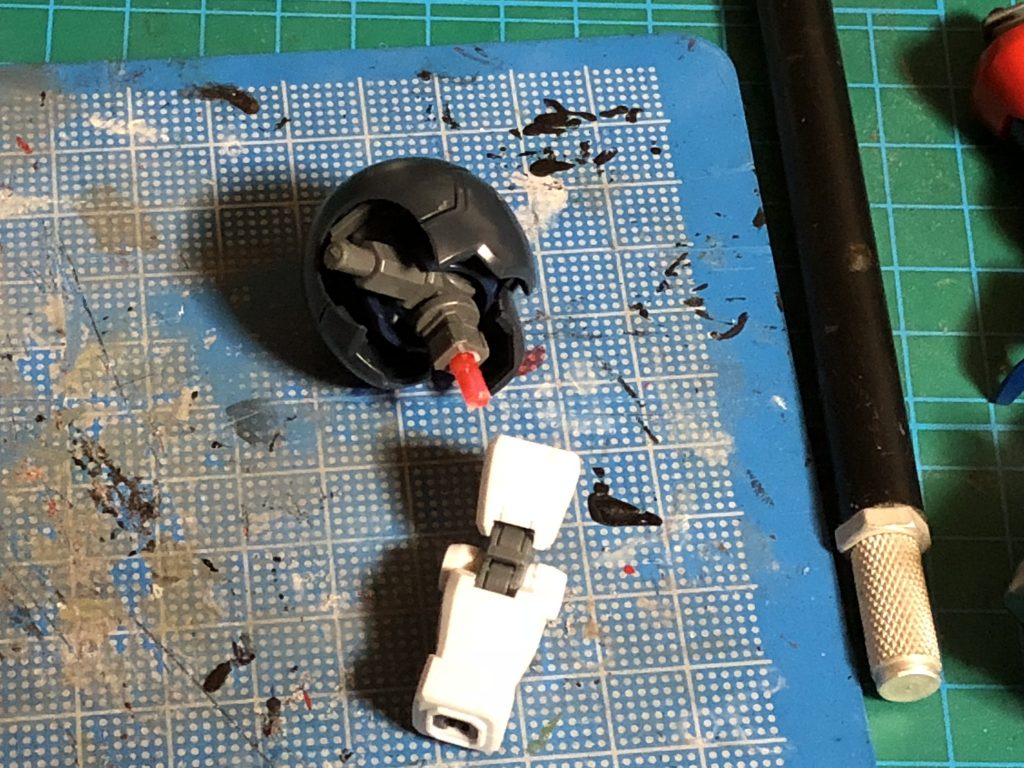 肩は1/100マスターガンダムから流用。