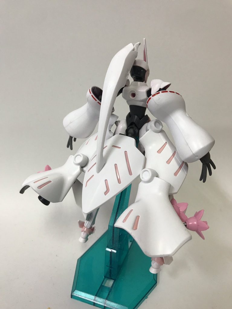 後ろ
ポニテはキュベレイの頭そのまま