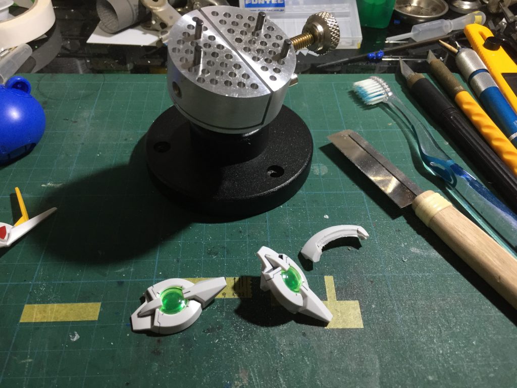 エッチングノコで頭をカット