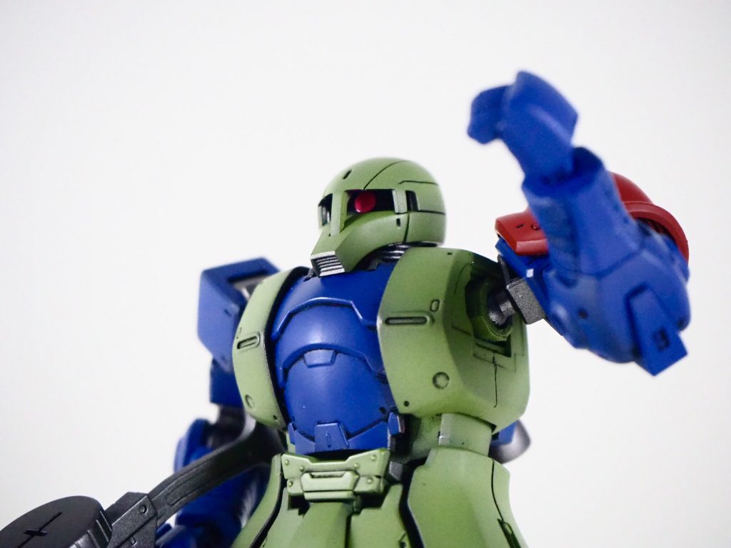 赤い肩のアイツ–9枚目/制作者：ヤマクロス