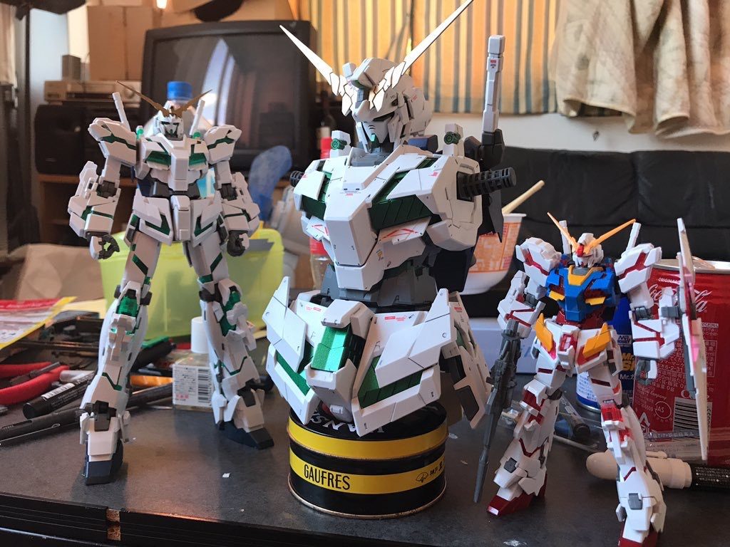 ボディーだけ完成 この時点でサイズ差にビビる