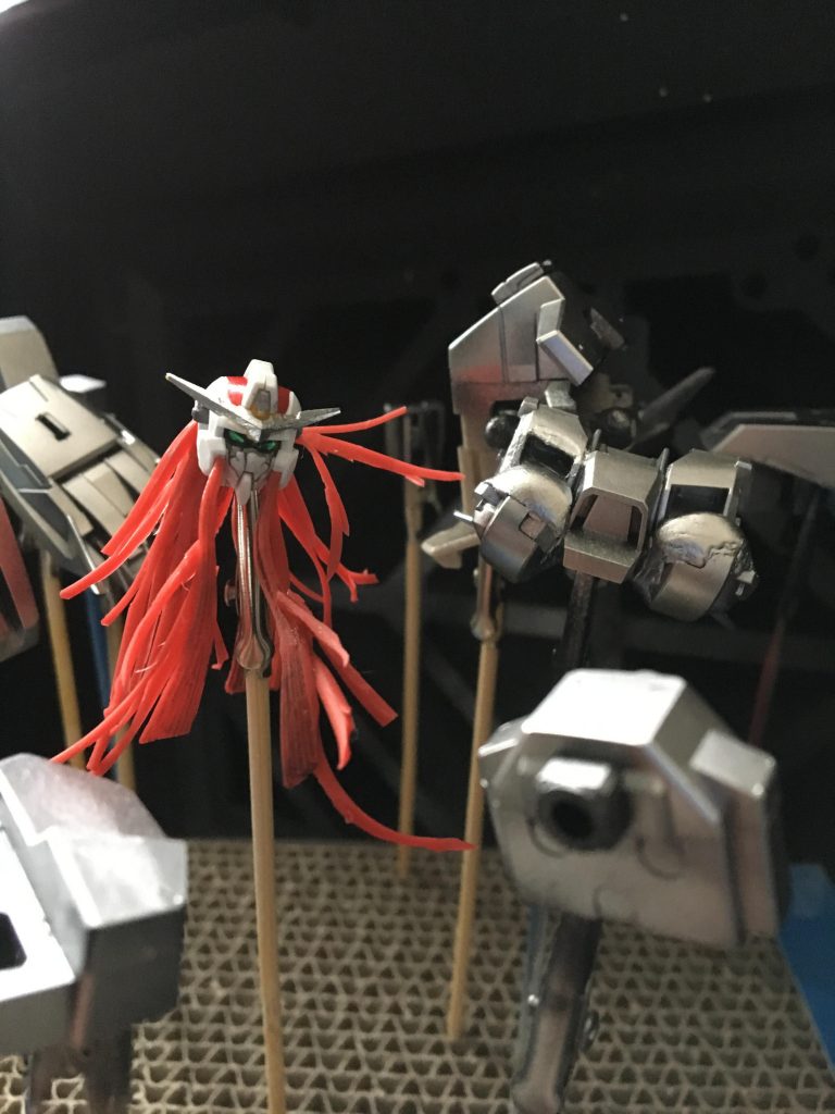 マスク割れと、胸の型崩れで、ちょっとした絶望感を味わいましたが、なんとか修正出来ました。