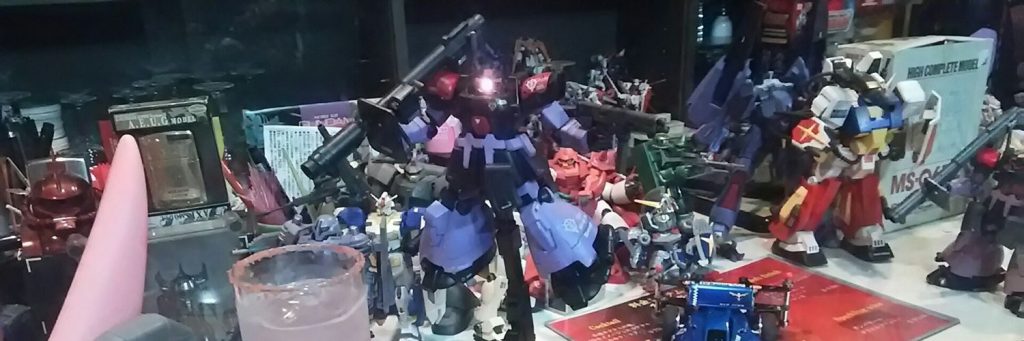 完成記念に♪アクシズにてドムトローペンカクテルと♪