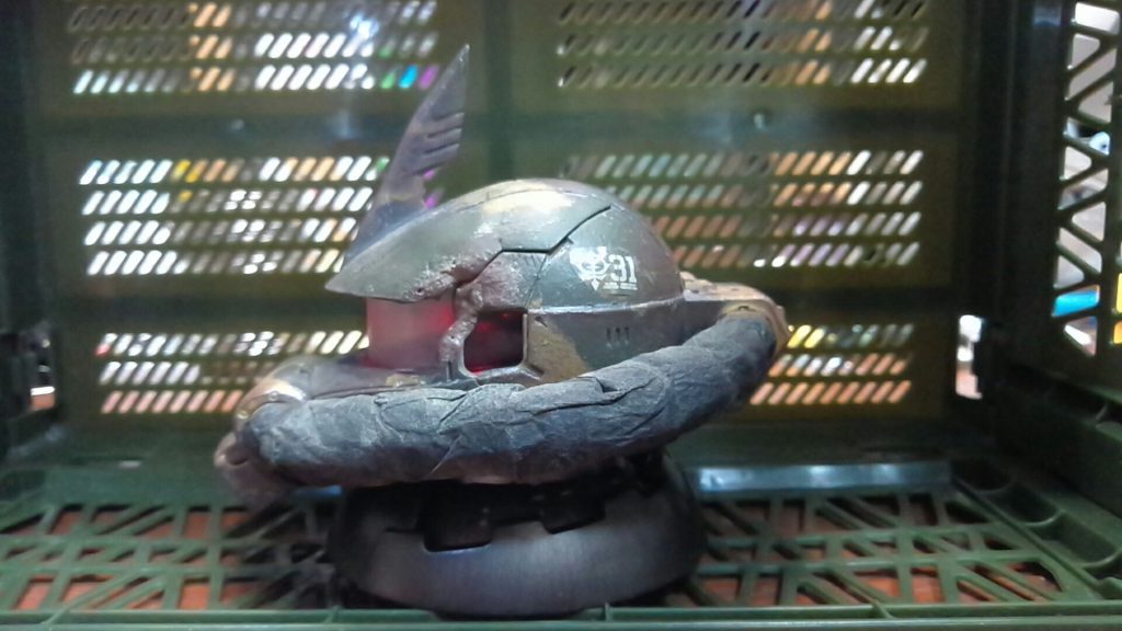 凹んでる所は火で炙りました。