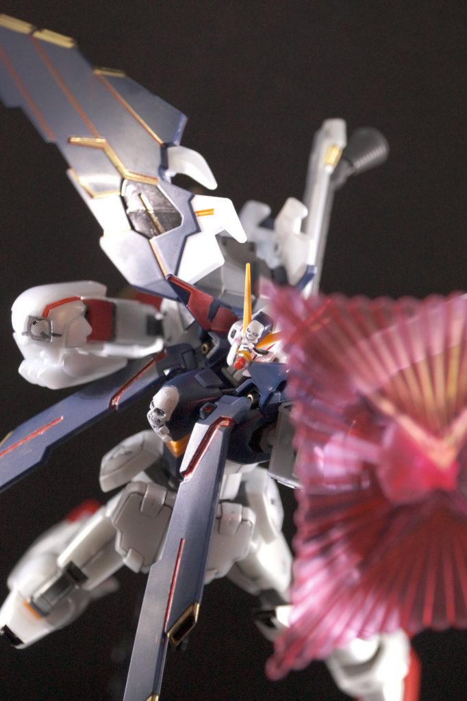 スカルナックル!
EXVS勢の8割が被害にあうバカ強武装です