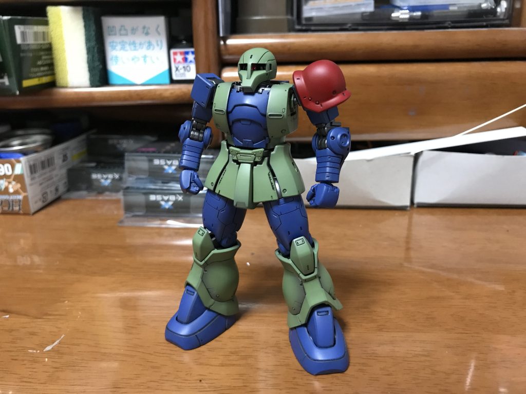 赤い肩のアイツ–4枚目/制作者：ヤマクロス