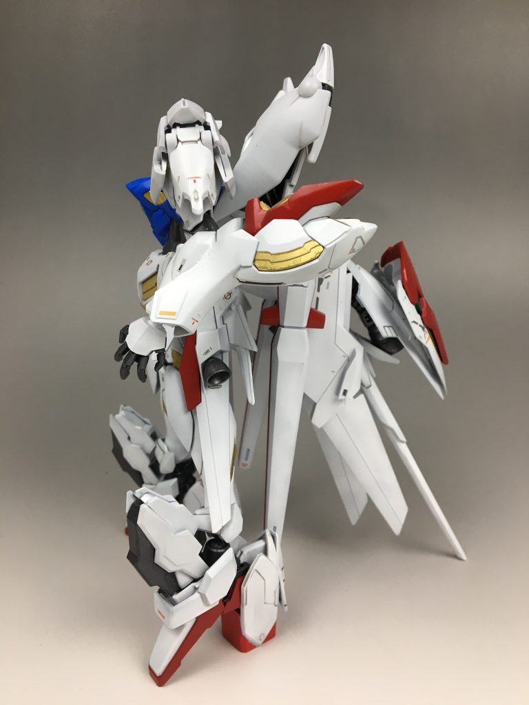 サイド。腕のインパクトマシマシです。