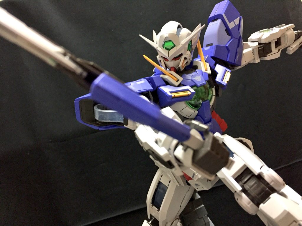 アクション
マジでめっっっっっっちゃ動く
GNブレイドもPGだけのギミックが搭載