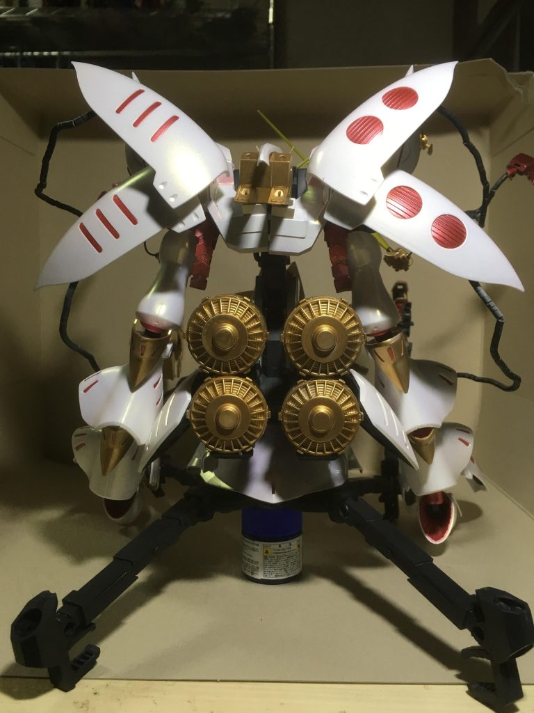 バックです。露出したジェネレーターはオシャレポイントです。